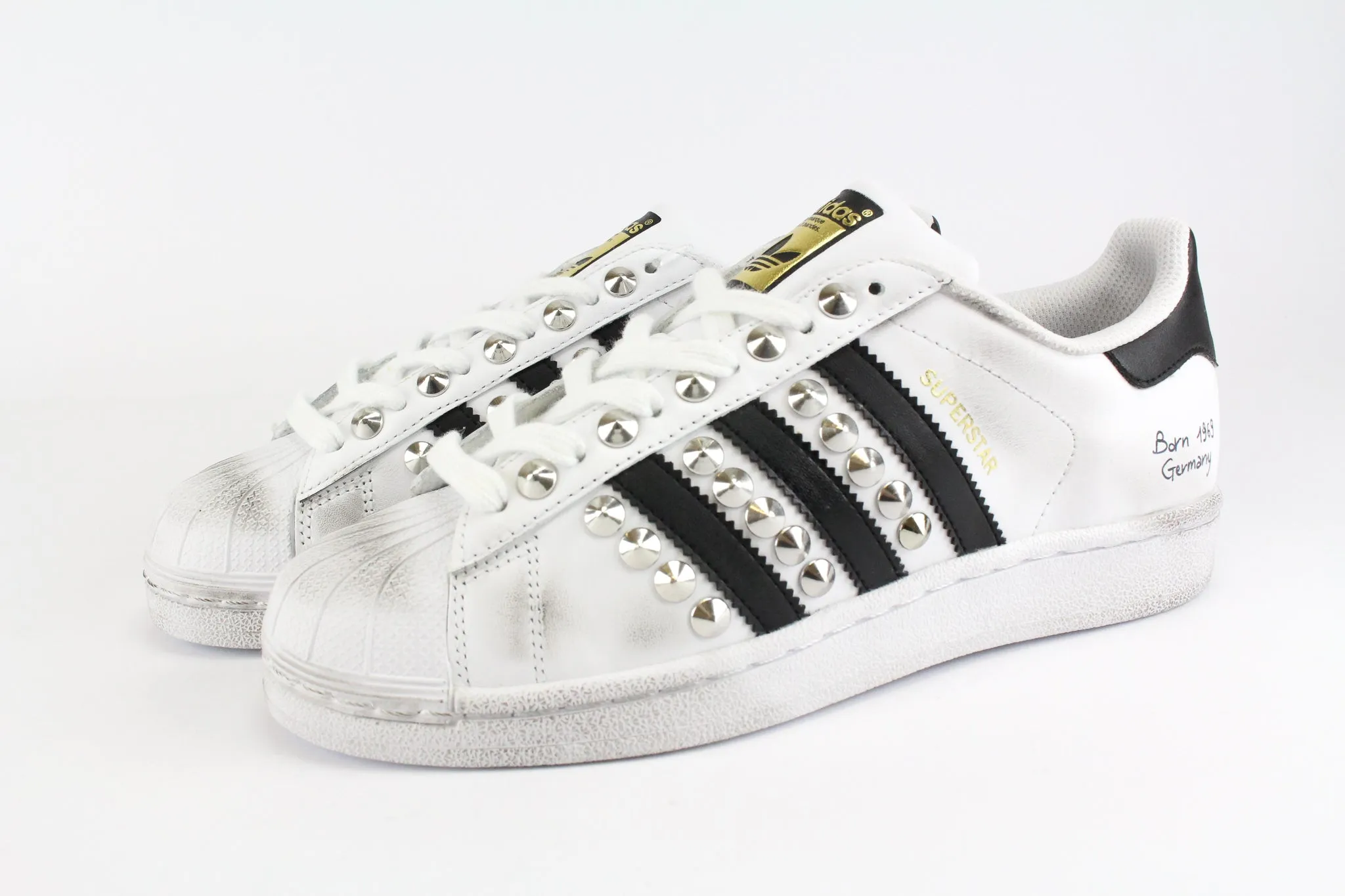 Adidas Superstar "Urban Sneakers"