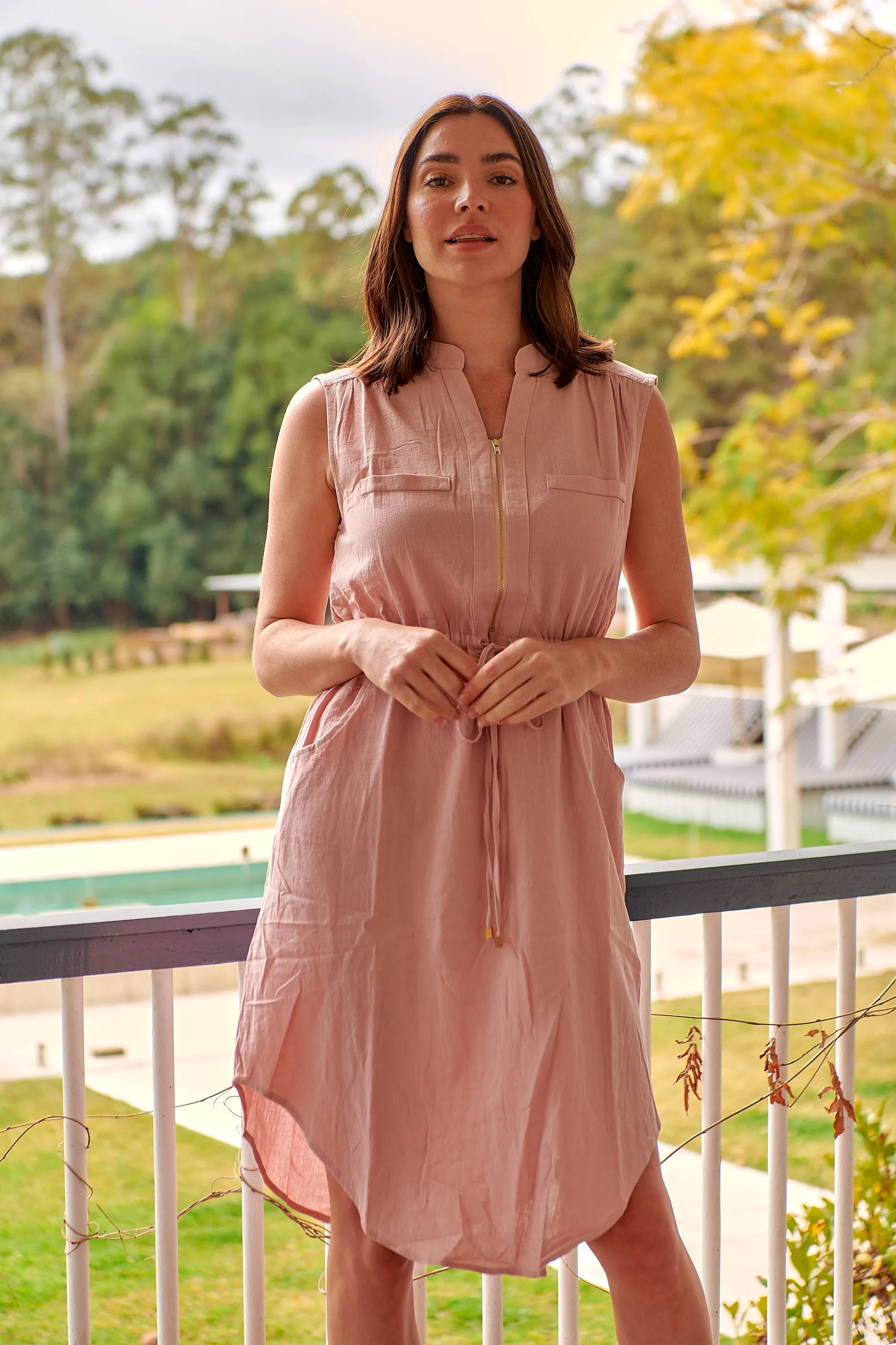 Stylish Pink Linen-Look Midi Dress with Zip Front - Alma Collection