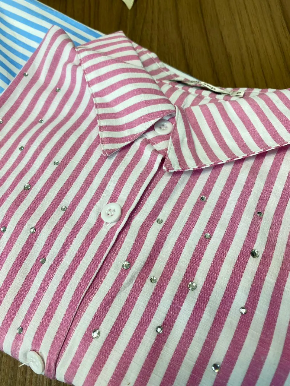 Camisa Listrada 3503. 3/C)