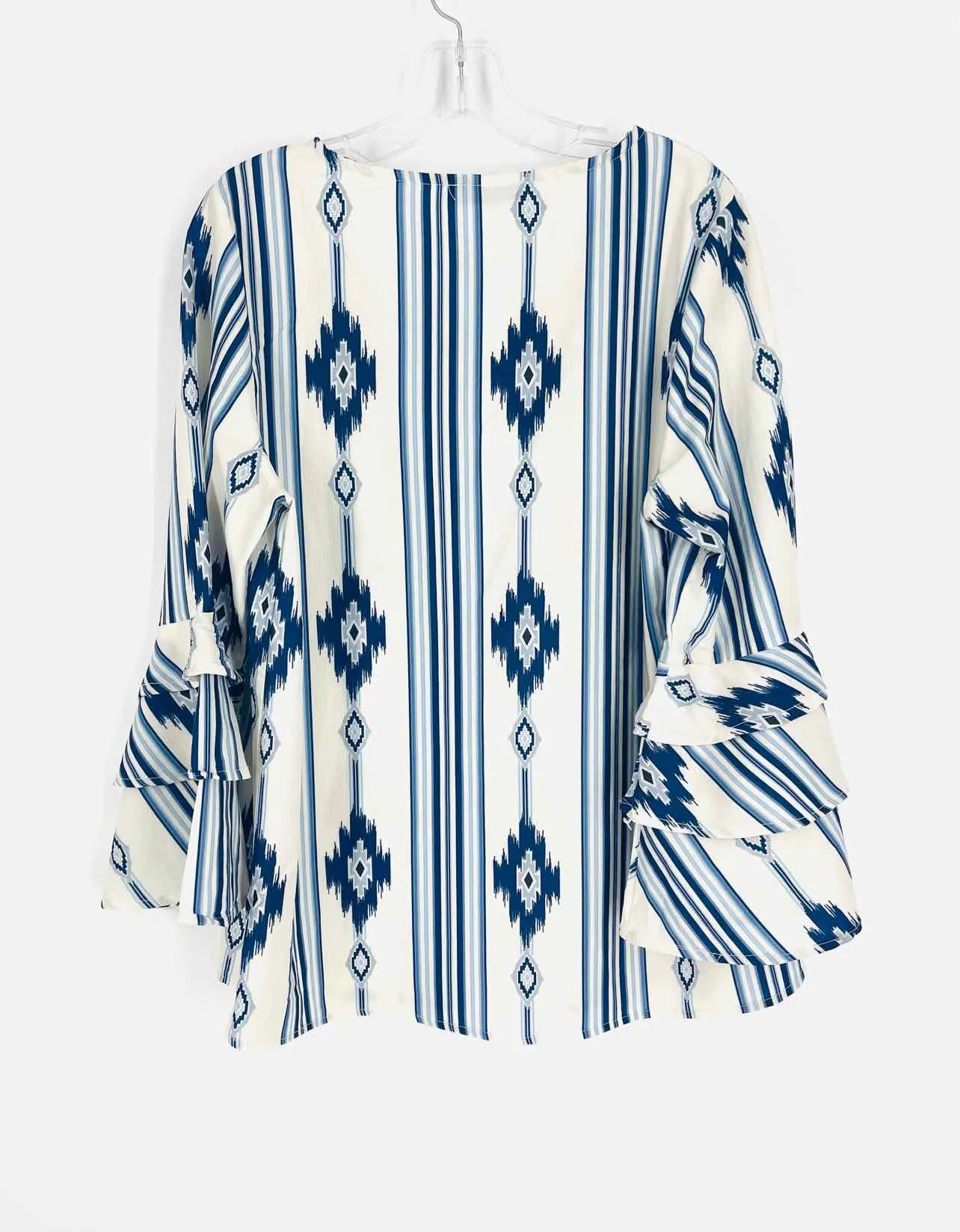 Fashion Express Size M White/Blue Southwestern Tops Top-Long Sleeve