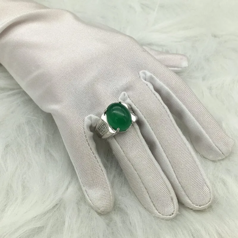 Fashion Oval Emerald Ring