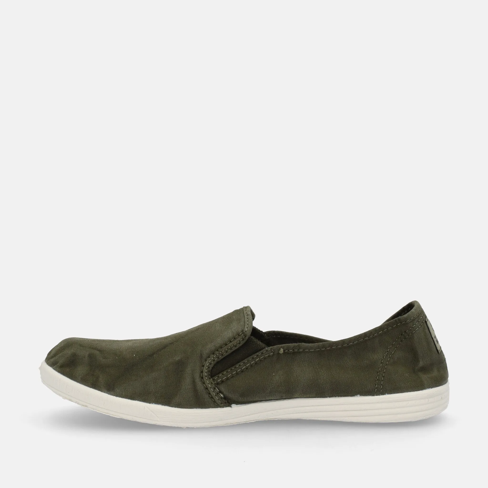 NATURAL WORLD SLIP-ON