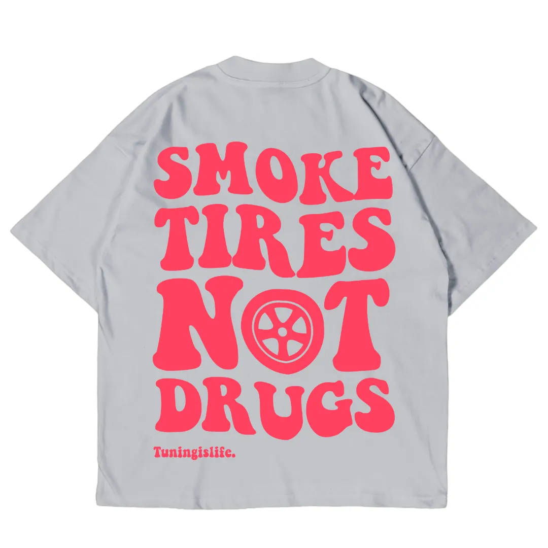 Oversize T-Shirt smoke tyres