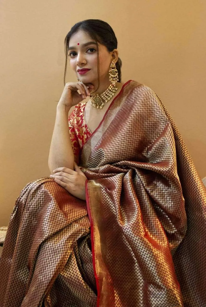 Rich Look Woven Kanjivaram Silk Blend Saree