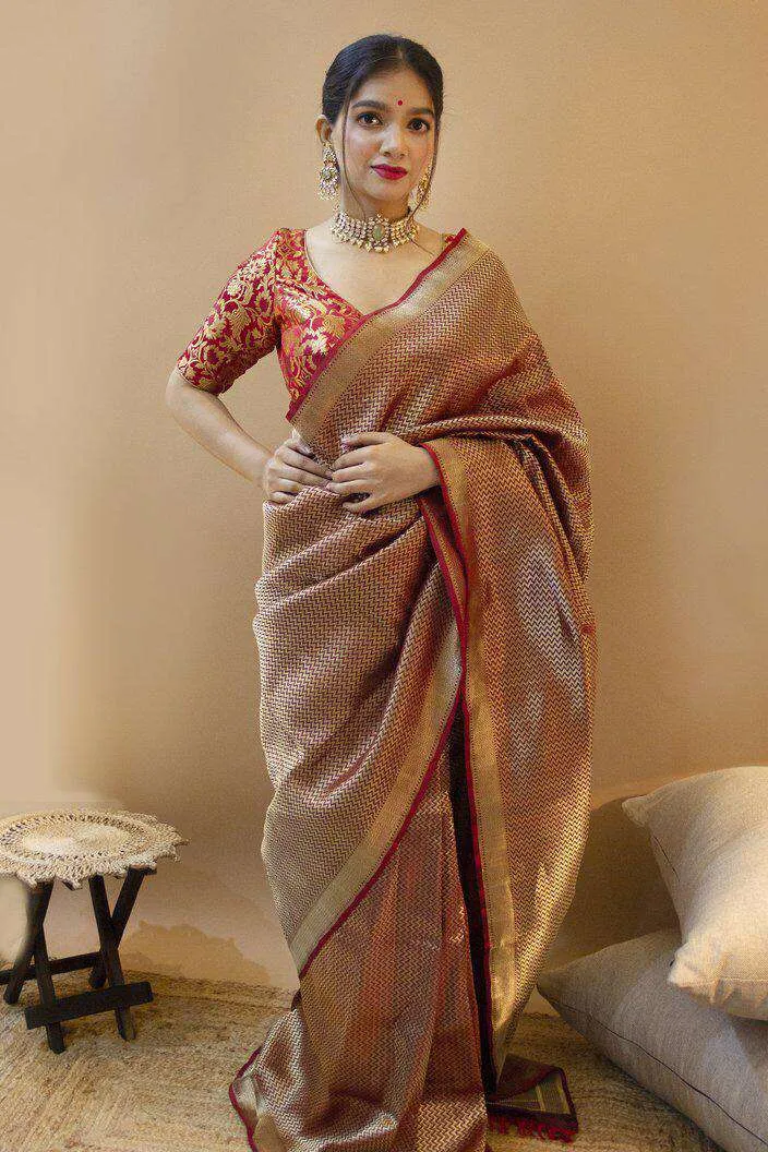 Rich Look Woven Kanjivaram Silk Blend Saree