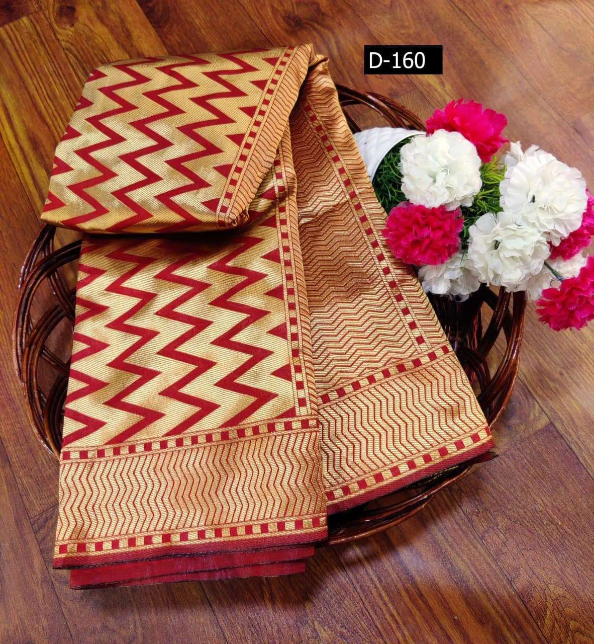 Rich Look Woven Kanjivaram Silk Blend Saree